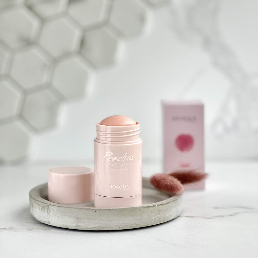 Маска-стік тверда для очищення обличчя з персиком Bioaqua Peaches  40 г