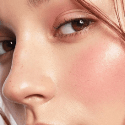 Пудра, хайлайтер, рум'яна