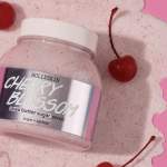 Цукровий скраб з олією ши і перлітом Hollyskin Cherry Blossom 350 ml