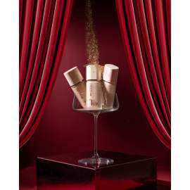 Тональна основа Soft Focus Neverti NP305