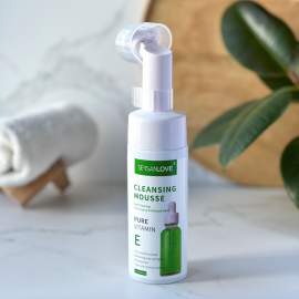 Пінка-мус з щіточкою Sersanlove Pure vitamin E Cleansing Mousse